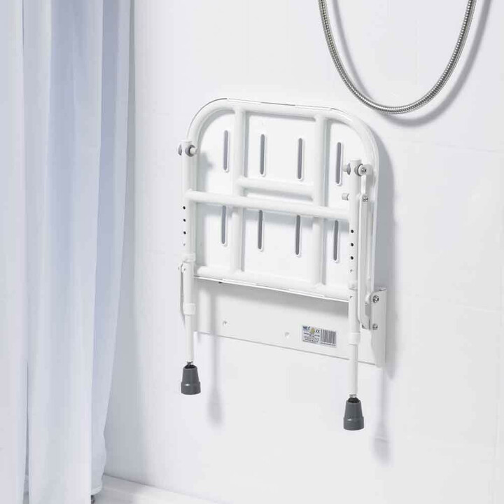 Kokoontaittuva suihkutuoli jaloilla