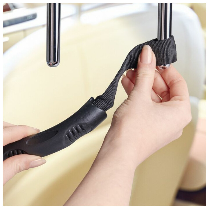 Auton takapenkin nousutuki