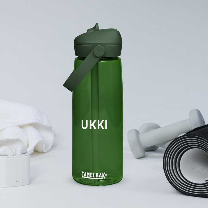 UKKI CamelBak juomapullo läppäpillillä