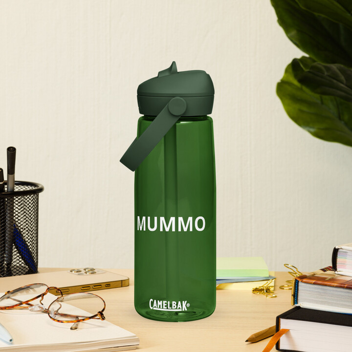 MUMMO CamelBak juomapullo läppäpillillä