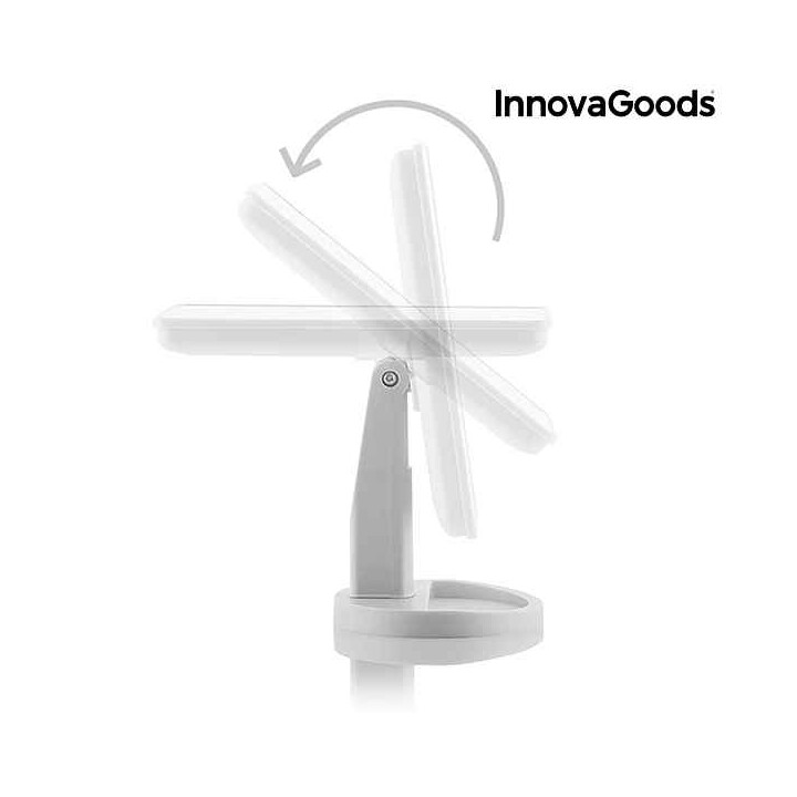 Peili LED-valolla ja säädettävällä kulmalla