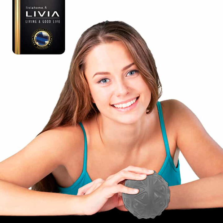 Hierontapallo kahdella toiminnolla ja kumipinnalla