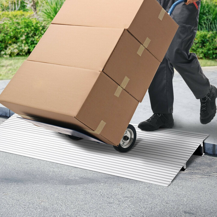 Kynnysramppi pyörätuolille, alumiini, säädettävä, kuormankesto 363 kg, LYIMV0