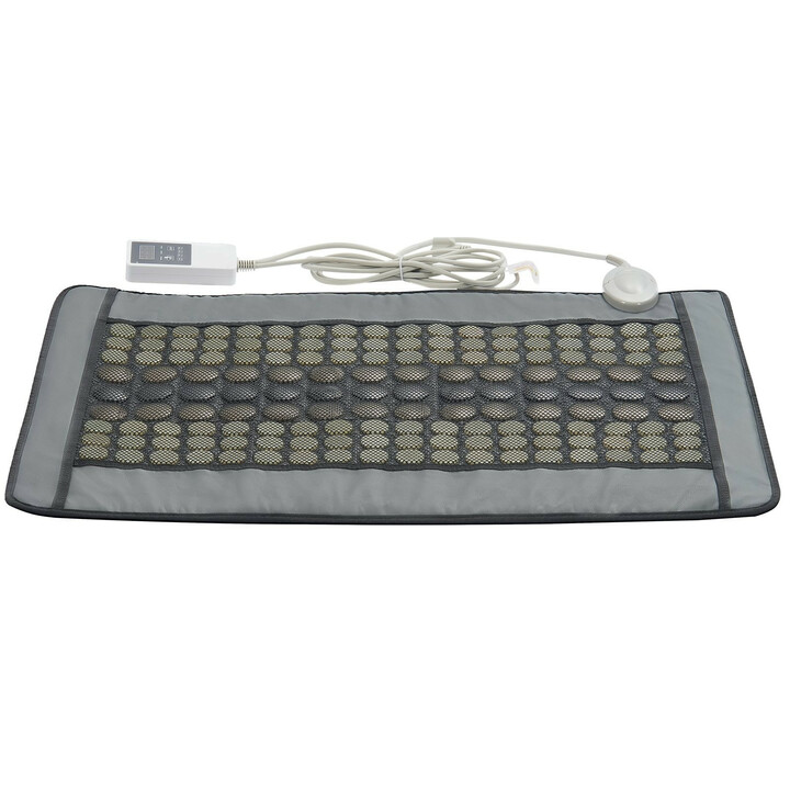 Far-infrapunalämpötyyny selälle, 108 jade- ja 42 turmaliinikiveä, säädettävä lämpötila 39–71 °C, automaattinen virrankatkaisu