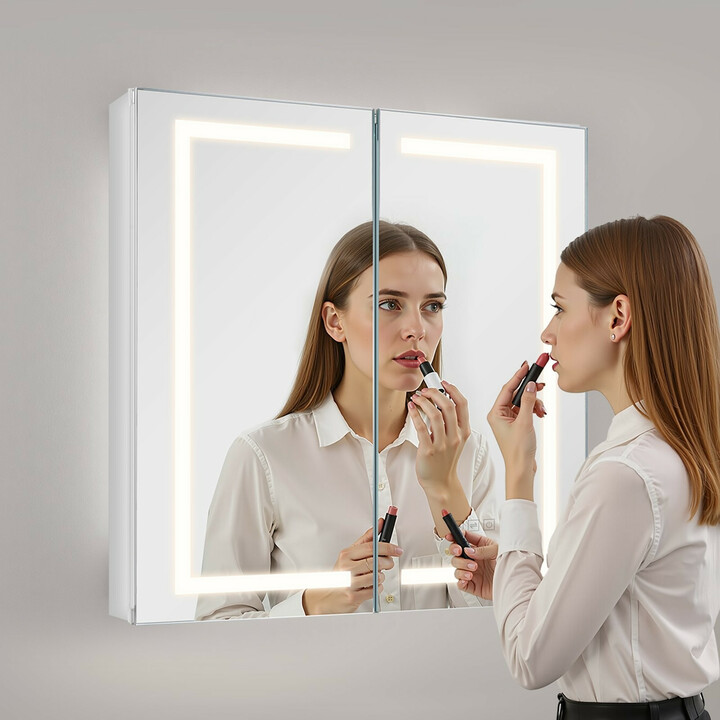 LED-valopeilikaappi kylpyhuoneeseen 65 x 65 cm CAD-304, himmennettävä, 3 värilämpötilaa, huurteenpoisto, säädettävät hyllyt